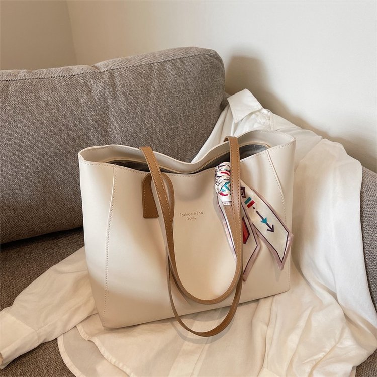 Large-capacity bag women's new simple and versatile shoulder bag high-end college student class commuting tote bag