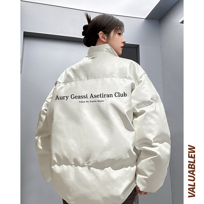 Short videos are available. High-quality Hong Kong style English PU leather thickened cotton coats.