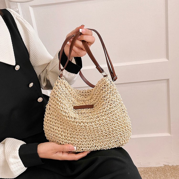 Manufacturer wholesale crossbody straw bag new simple shoulder straw bag woven bag vacation beach bag versatile women's bag