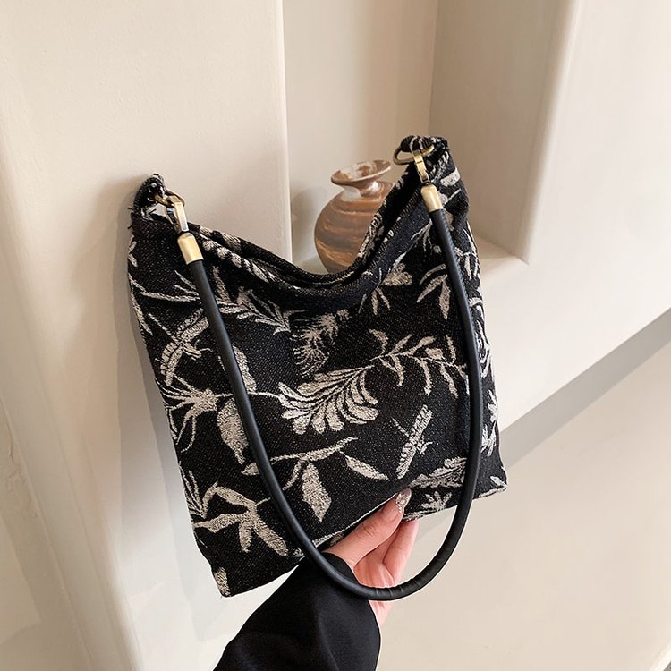 Canvas bag women's 2024 new spring and summer casual shoulder bag large capacity this year's popular commuter bucket bag