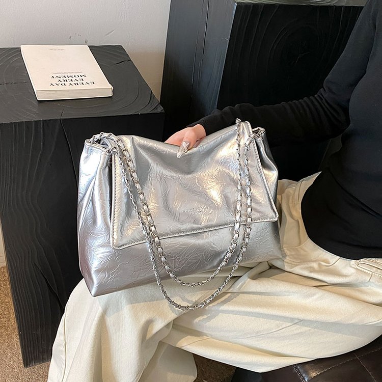 Bags for Women 2024 New Fashion Chain Shoulder Bag French Niche Design Armpit Simple Western Style Small Square Bag