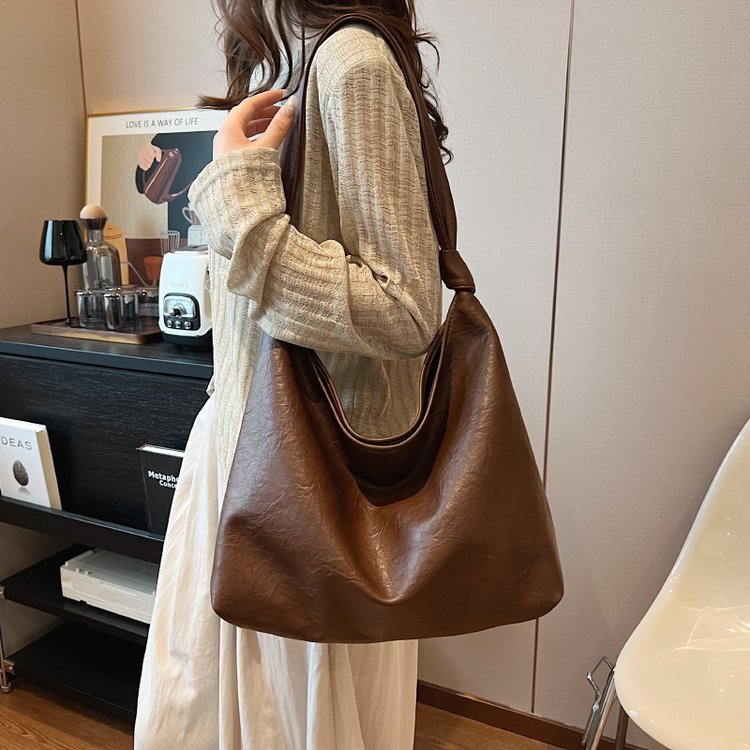 New simple retro large-capacity tote bag for women, fashionable and versatile one-shoulder cross-body high-quality commuter handbag