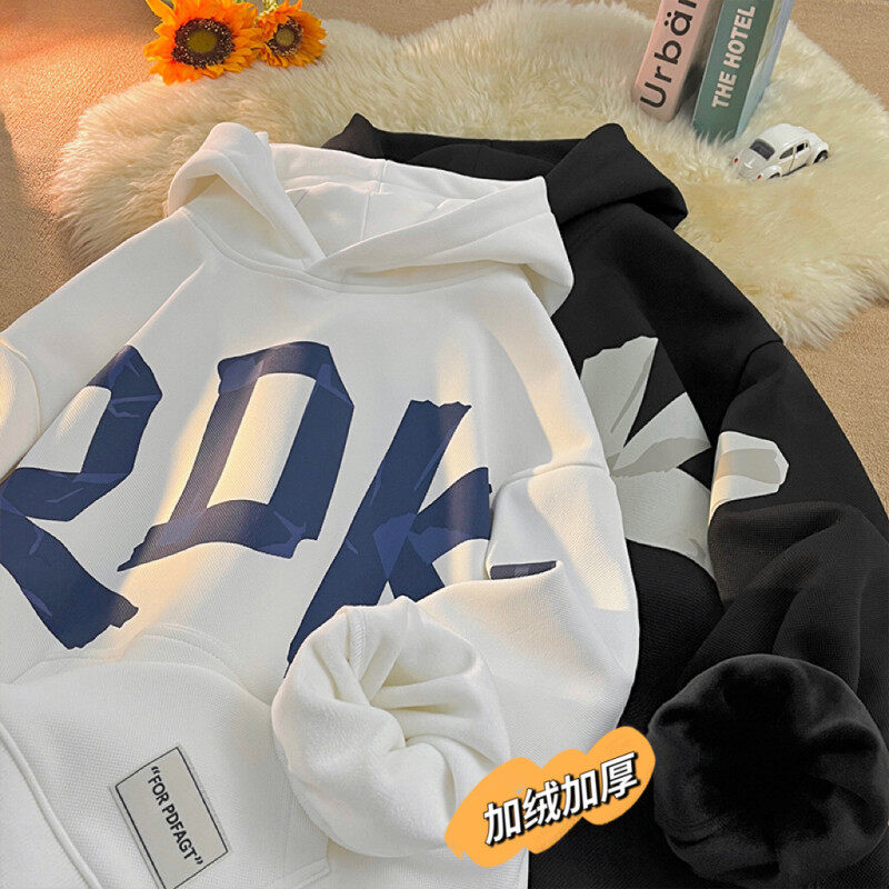 Hong Kong style posing printed hooded sweatshirt