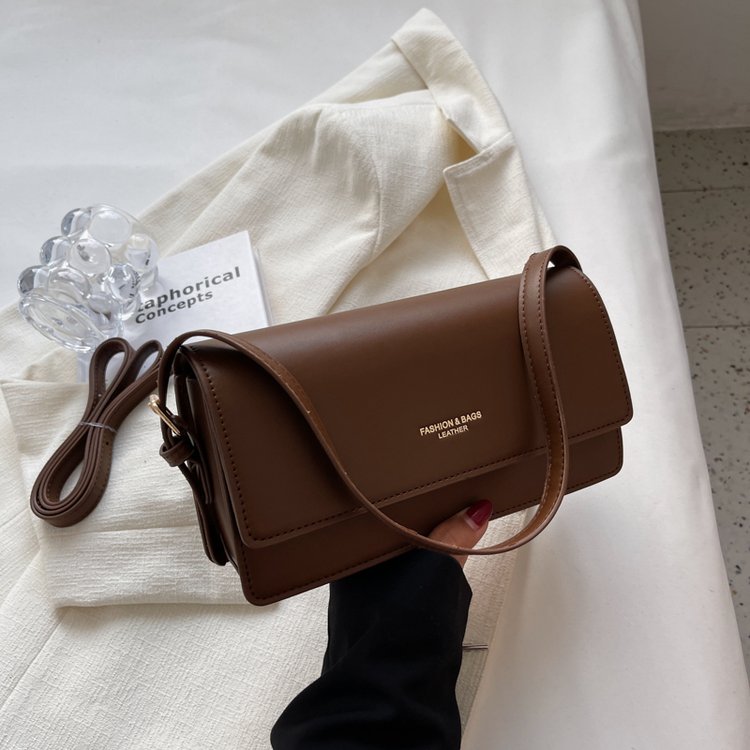 High-end fashionable commuting small square bag for women 2024 new fashionable versatile shoulder bag temperament light luxury crossbody bag