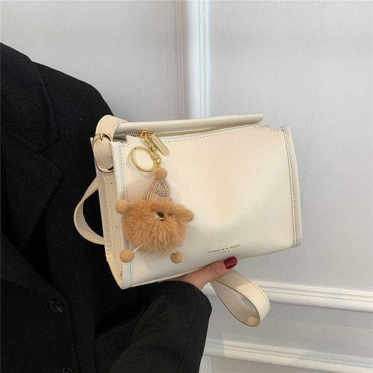 Korean style simple and versatile bag for women 2024 new casual fashion small square bag high-end popular popular shoulder bag