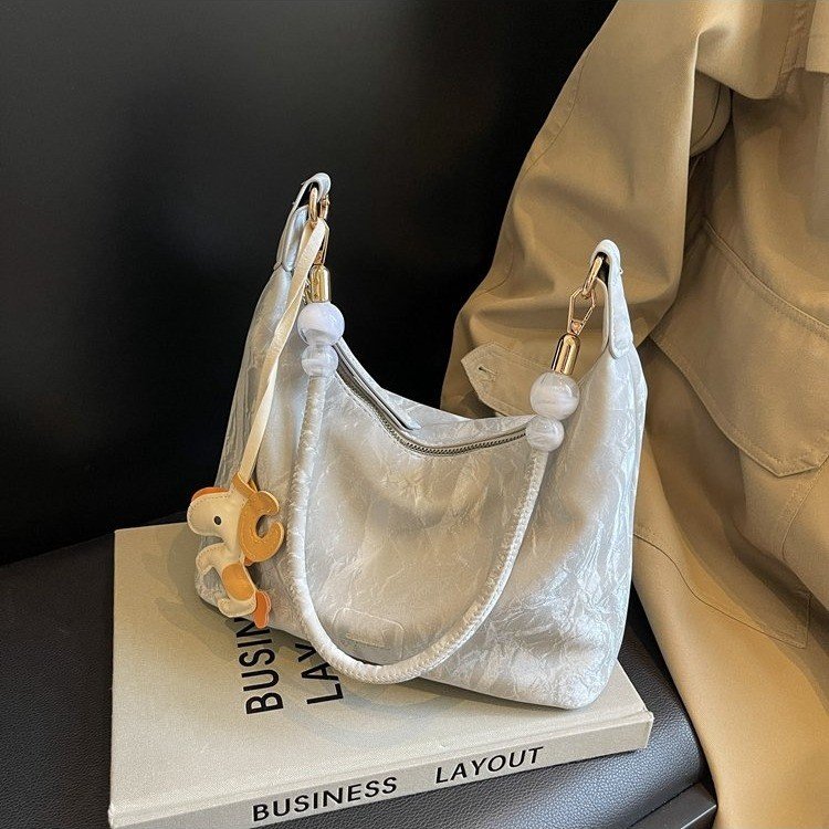 High-end Tote Bag Women's Bag Large Capacity 2024 Summer New Trendy Fashion Commuting Single Shoulder Crossbody Bag Wholesale