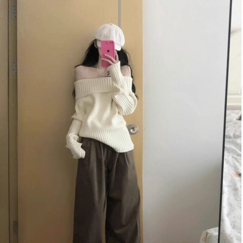 High-end one-shoulder sweater for women autumn and winter 2024 new loose inner base sweater sweet spicy off-shoulder top