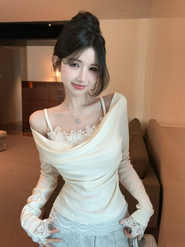 Pure Desire Swing Collar Lace Spliced ​​Petals Slim Fit Pleated Fake Two-piece Off-The-Shoulder Long-Sleeve Bottoming T