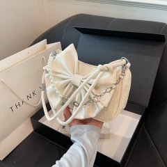 Versatile trend niche casual shoulder bag new fashion shoulder armpit bag simple casual handbag