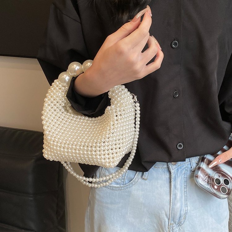 Purely handwoven dinner bag for women, French retro fairy pearl bag, trendy internet celebrity large capacity portable shoulder bag
