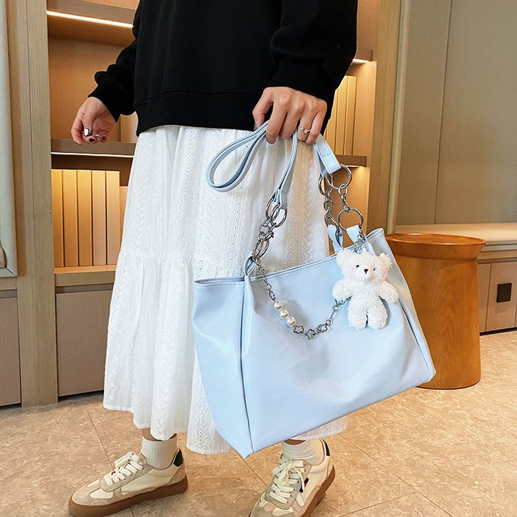 Autumn and winter popular large-capacity bags for women 2024 new fashion single shoulder underarm bag quality commuting versatile tote bag