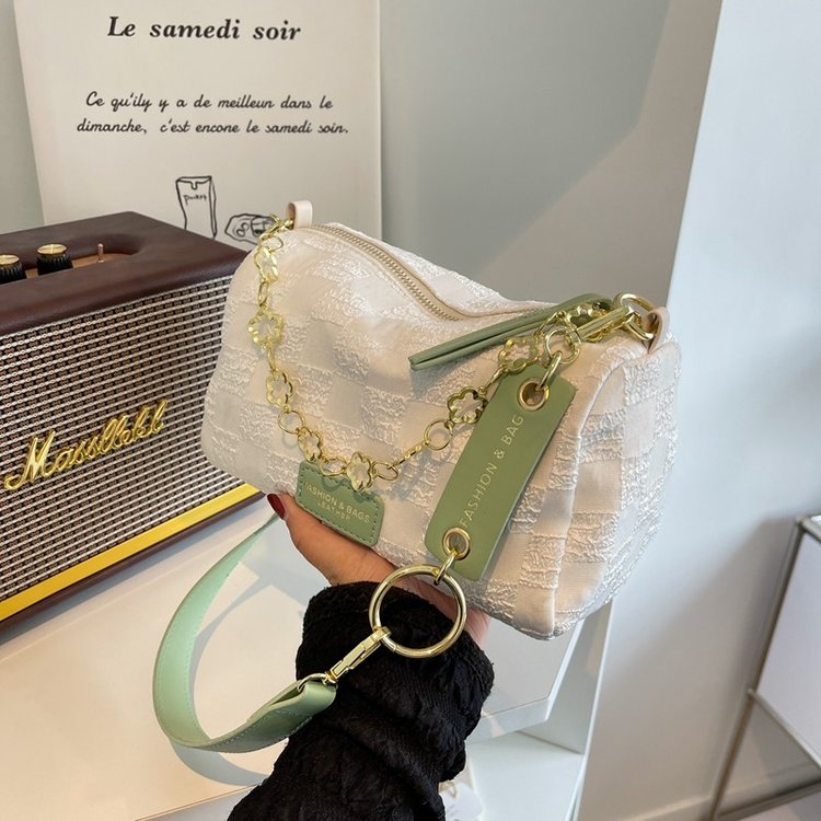 Large-capacity bag women's new trendy fashion high-end crossbody bag versatile ins texture niche pillow bag