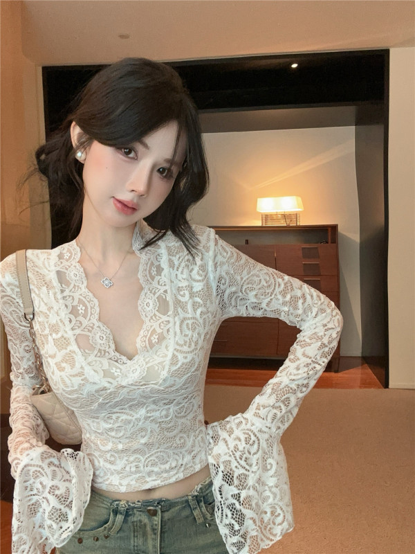 V-neck lace thickened long-sleeved bottoming shirt sexy short slim lace top