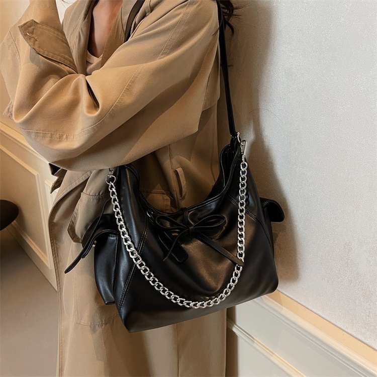 Lujia 24 bags carryall Cargo Black Warrior chip version, dark style lambskin material, single shoulder