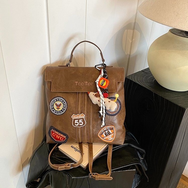 Niche college style handbag women's 2024 autumn new retro fashion versatile backpack simple sense women's bag