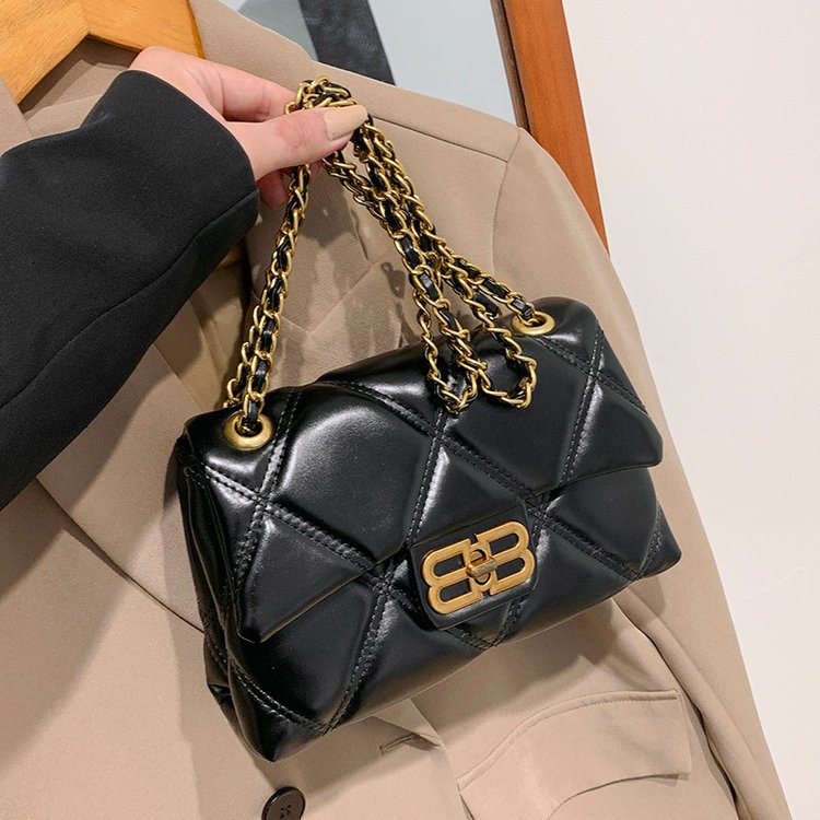 Diamond small fragrant style bag for women 2024 new retro chain bag single shoulder crossbody bag leather texture small square bag