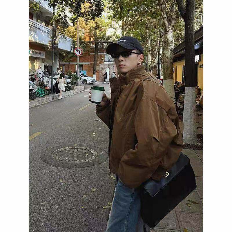 In stock~Winter brown baseball jacket cotton jacket men's quilted stand collar flight suit cotton jacket