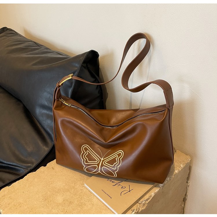 Soft leather fashion texture shoulder bag for women winter versatile ins commuting armpit bag dumpling bag fashionable women