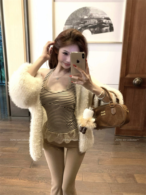 Lace halter neck halter top for women with padded vest