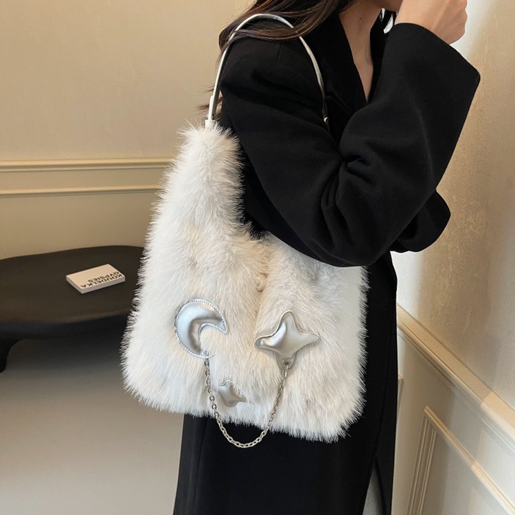 Cross-border super popular large-capacity furry shoulder bag women's new high-quality versatile plush armpit tote bag