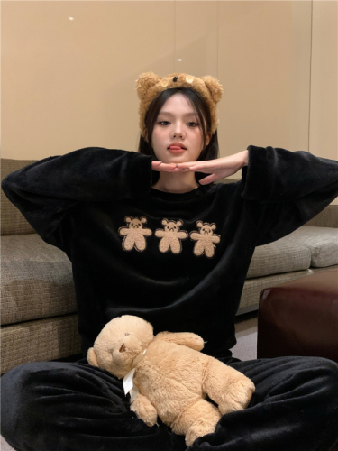 New cute bear embroidered coral velvet home clothes thickened and velvet warm pajamas set