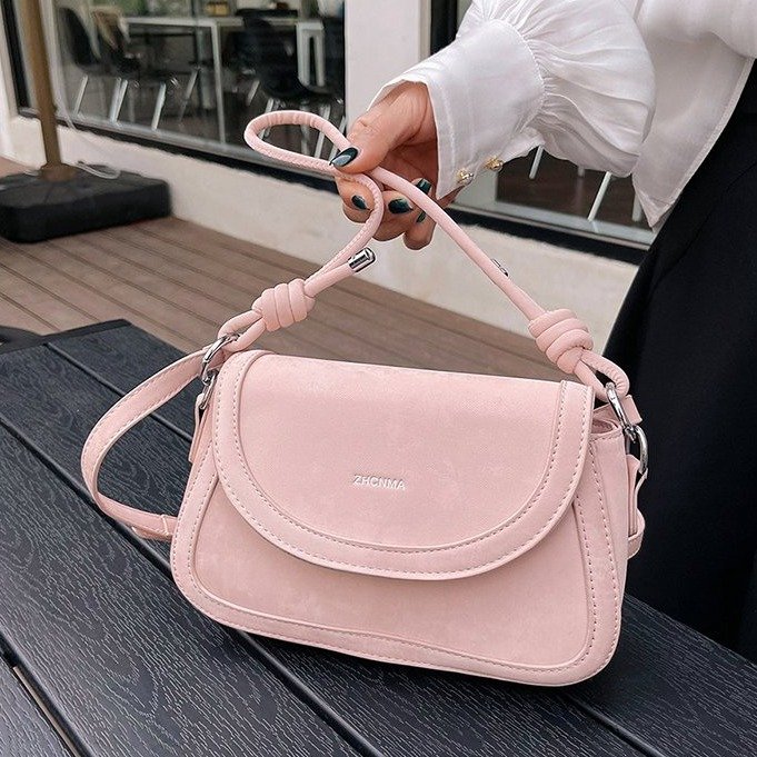 New trendy, fashionable and versatile small bag for women, internet celebrity, stylish shoulder bag, summer crossbody bag, textured armpit bag