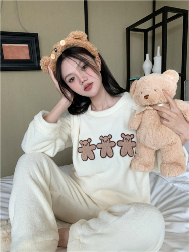 New cute bear embroidered coral velvet home clothes thickened and velvet warm pajamas set