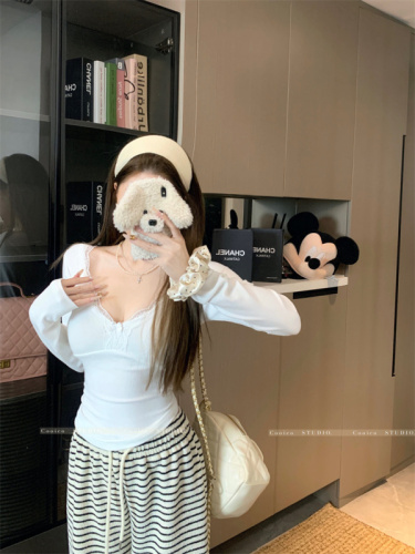 Lace V-neck brushed bottoming shirt for women, autumn and winter waist slimming pure lust top