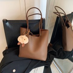 Autumn fashion large-capacity high-end armpit bag women's bag 2024 new simple tote bag commuter bag