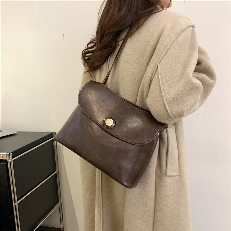 Niche retro armpit women's bag new fashion simple shoulder bag Korean style handbag large capacity tote bag