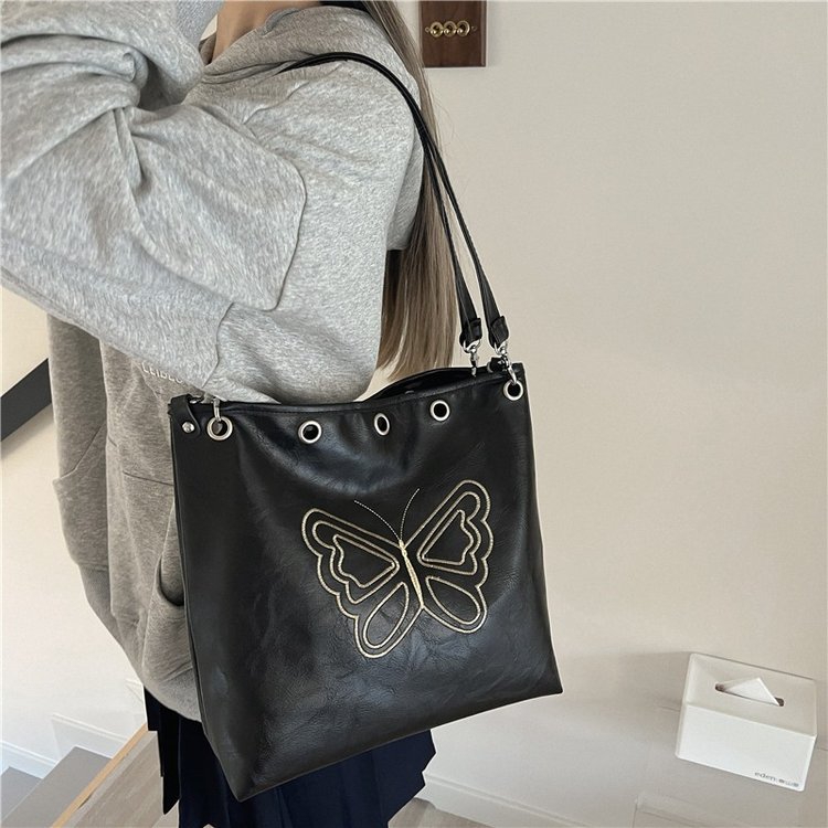 Retro College Style Embroidered Butterfly Crossbody Bag Women's New Maillard Large Capacity Shoulder Commuting Tote Bag