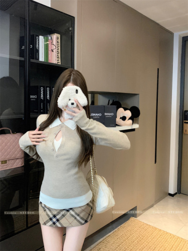 Fake two-piece contrasting color multi-collar sweater for women