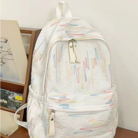 Backpack for girls traveling, cute girl, simple college student, versatile, lightweight and fashionable, spring outing, middle school school bag