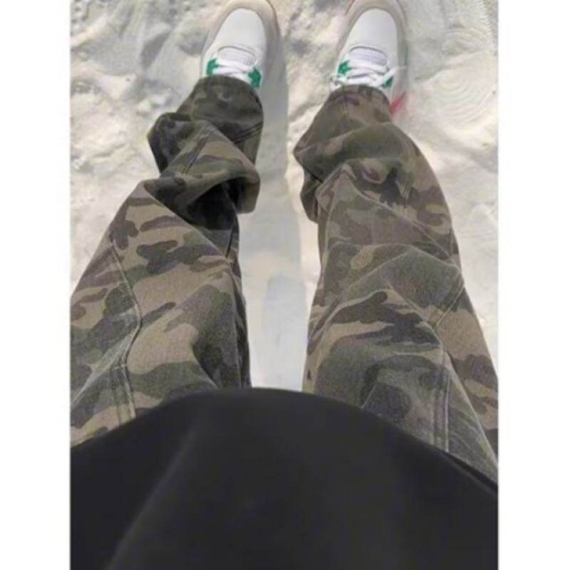 Autumn and winter camouflage jeans for men and women new American high street handsome loose casual jeans trend