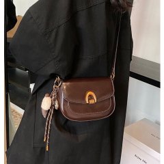 Retro niche texture women's bag 2024 new versatile small square bag simple shoulder crossbody bag one piece drop shipping