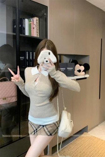 Fake two-piece contrasting color multi-collar sweater for women