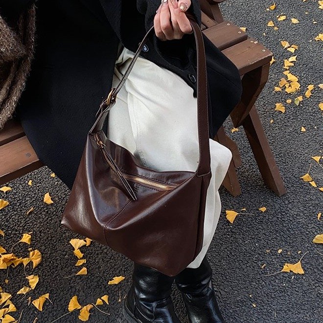 Wholesale Autumn and Winter Retro Large Capacity Bags for Women 2024 New Fashion Simple Tote Bags Versatile Shoulder Underarm Bags
