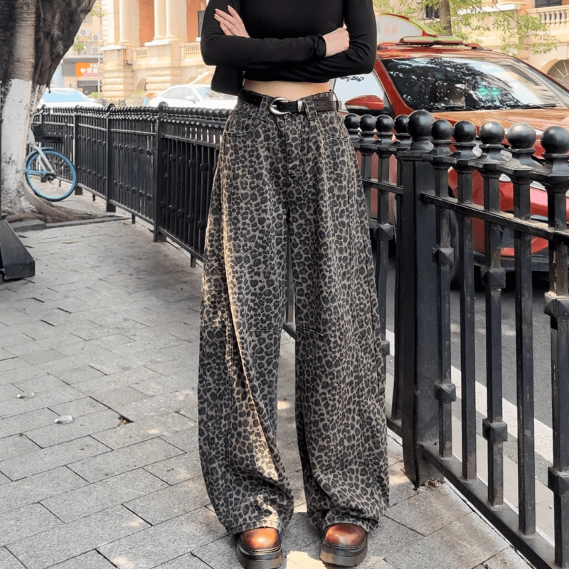 Leopard print wide leg jeans for women 2024 autumn new American hot girl leopard print retro wide leg pants straight jeans