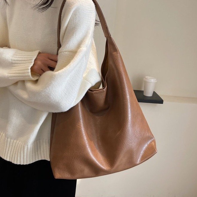 Large-capacity tote bag for women, new Korean style, high-end, trendy, simple, casual, versatile shoulder bag