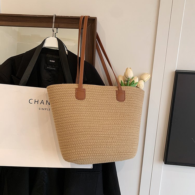 One-shoulder crossbody woven bag women's commuter tote bag new large capacity vacation beach bag women's bag recommendation