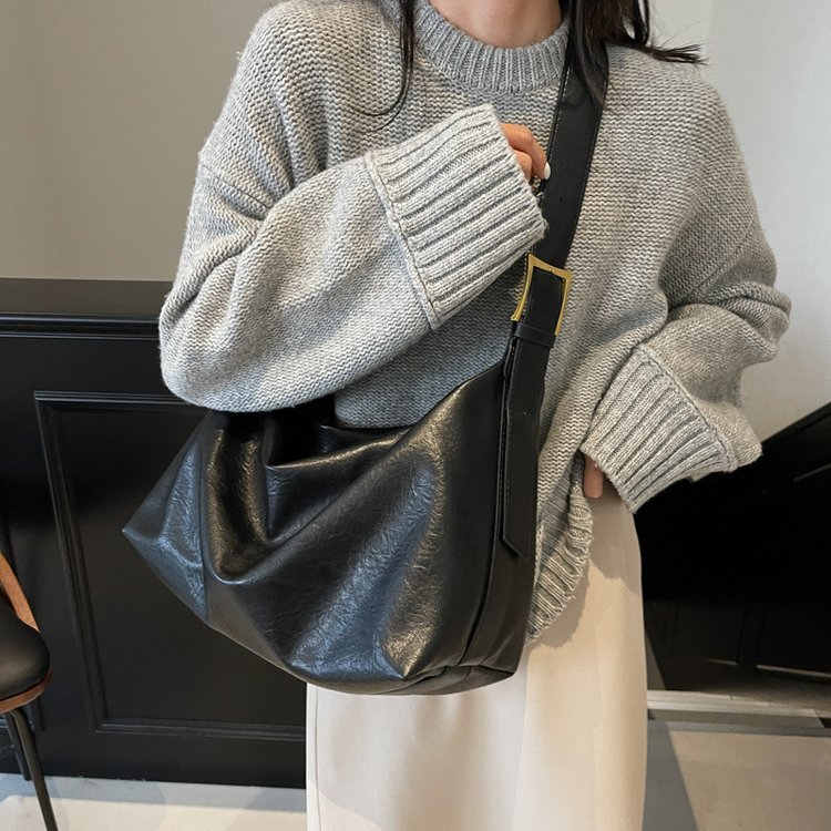 Korean Retro Bags Women's Bags 2024 New Fashion Popular Shoulder Bags Versatile Temperament Crossbody Underarm Bags Wholesale