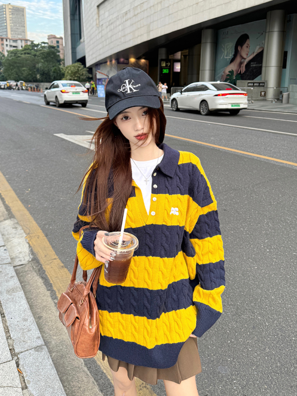 Winter Japanese knitted casual contrast color loose pullover sweater