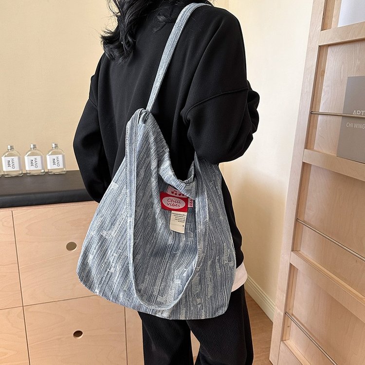2024 New Denim Bags Women’s Versatile Large Capacity Student School Bags Ins Style Simple Tote Bag Shoulder Bag