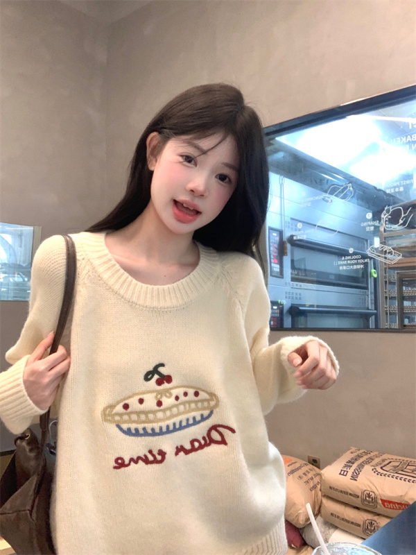 Cute cartoon round neck loose knitted pullover sweater for women