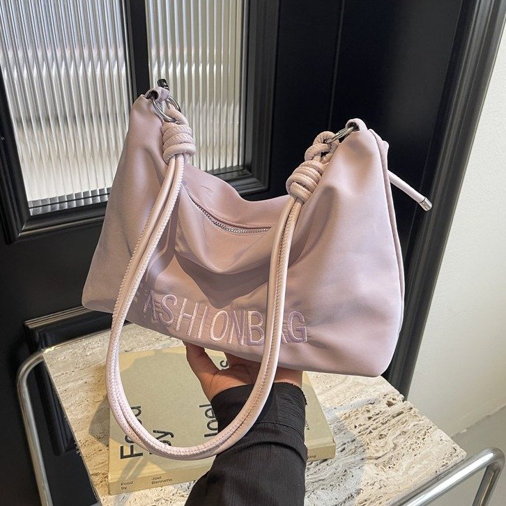 Bags Summer High-end Niche Underarm Bag 2024 New Embroidered Letter Tote Bag Simple Shoulder Crossbody Bag