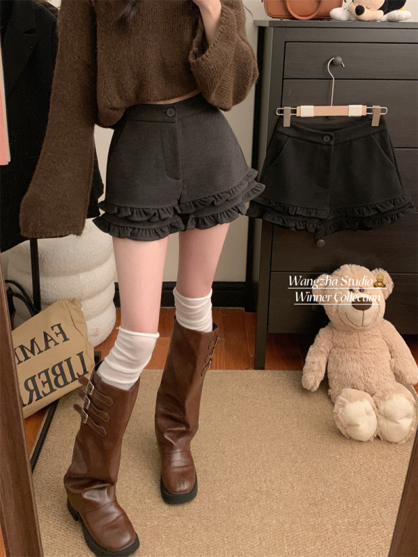 Autumn and winter design double-layer ruffled woolen shorts, high-end dark gray hot pants and boot pants