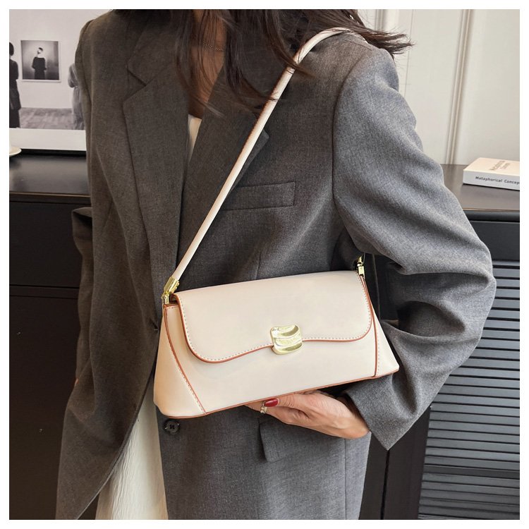 Factory direct sales women's bag new style simple niche design tuck-in bag commuter shoulder bag crossbody bag