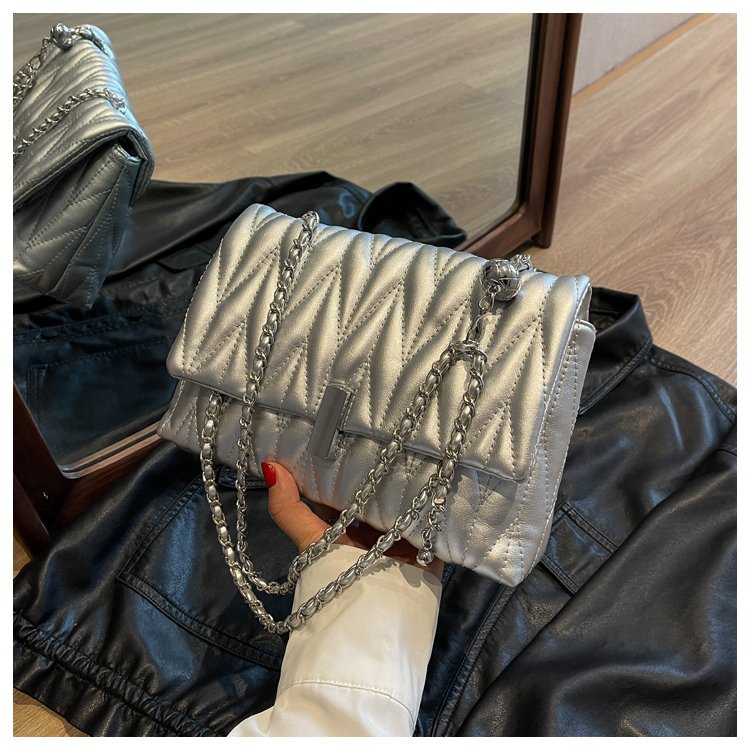 High-end bags for women, new fashionable textured embroidered thread shoulder bags, summer niche versatile chain crossbody bags