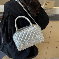 Bag Spring Style Women's High-Quality Handbag 2024 New Simple Diamond Square Bag Versatile Crossbody Bag