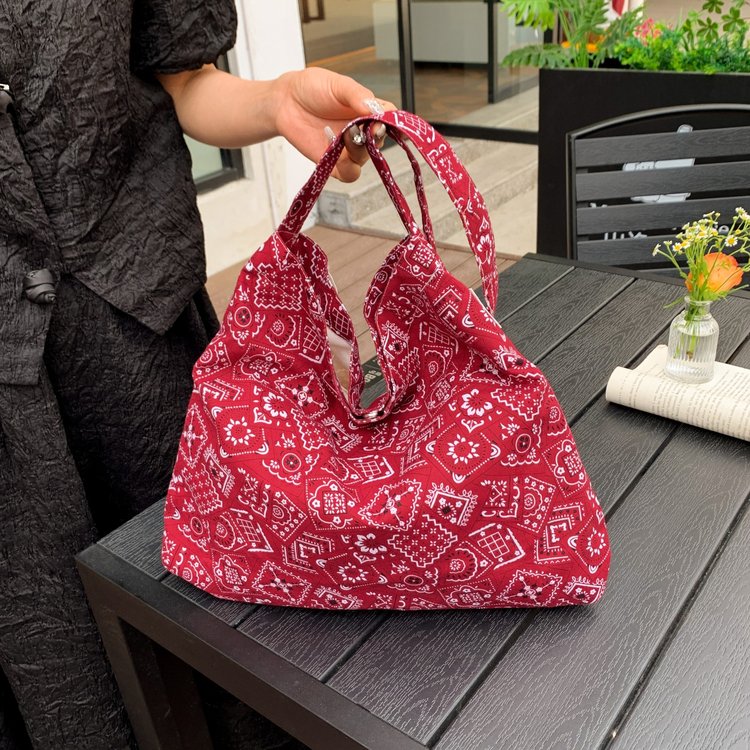Korean ins same retro diamond-shaped small square floral bag lightweight cashew nut thin shoulder bag crossbody bag